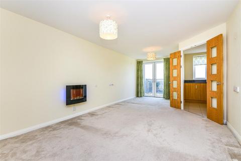 1 bedroom apartment for sale, Greaves Road, Lancaster, Lancashire LA1 4AR