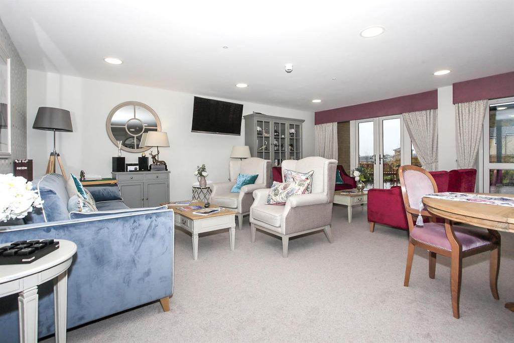 Homeowners Lounge.jpg