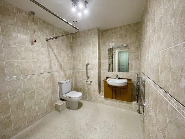 Wet room.jpg