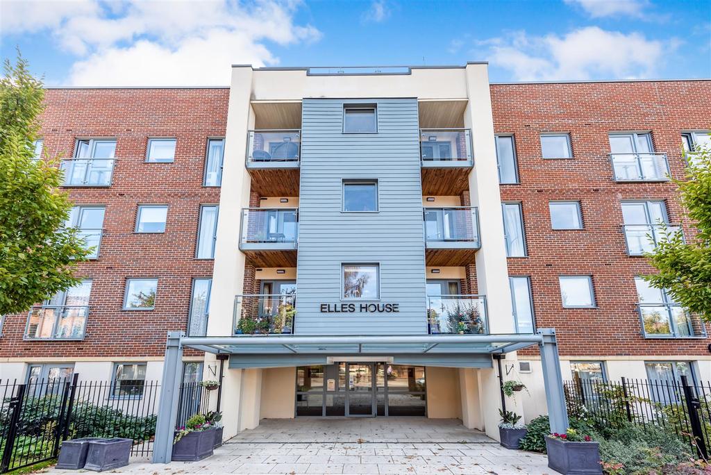 Elles House, Shotfield, Wallington... 1 bed apartment £239,500