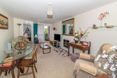1 bedroom apartment for sale - Glenhills Court, Little Glen Road, Glen Parva, Leicester