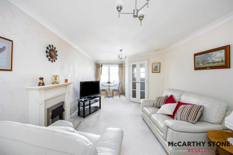 1 bedroom apartment for sale, Portman Court, Grange Road, Uckfield