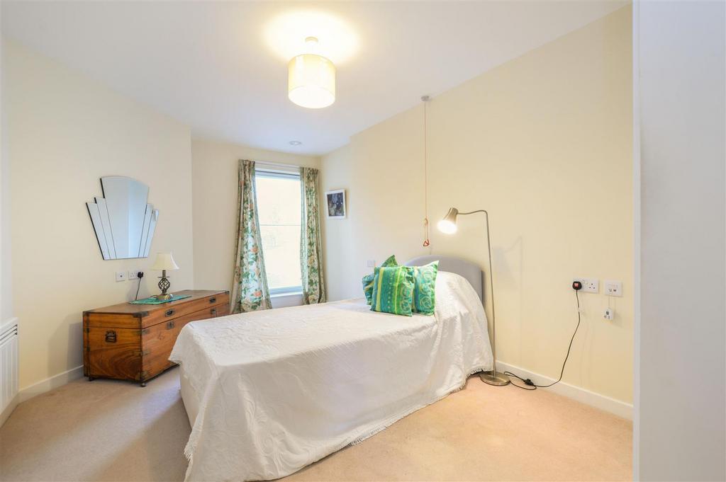 Bedroom 51 LC.jpg