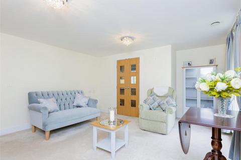 2 bedroom apartment for sale, Glenhills Court, Little Glen Road, Glen Parva, Leicester