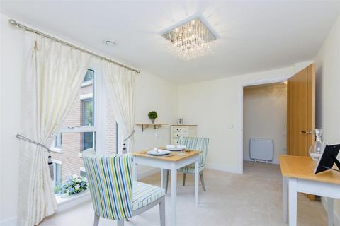 2 bedroom apartment for sale, Glenhills Court, Little Glen Road, Glen Parva, Leicester