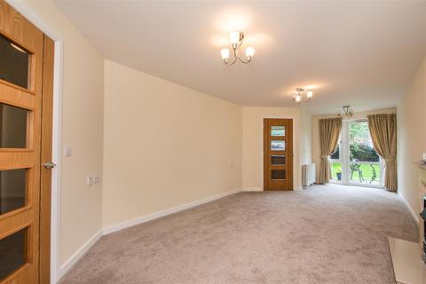 2 bedroom apartment for sale - Hilltree Court, 96 Fenwick Road, Giffnock