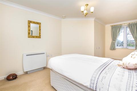 1 bedroom apartment for sale - Grange Road, Uckfield, TN22 1QT