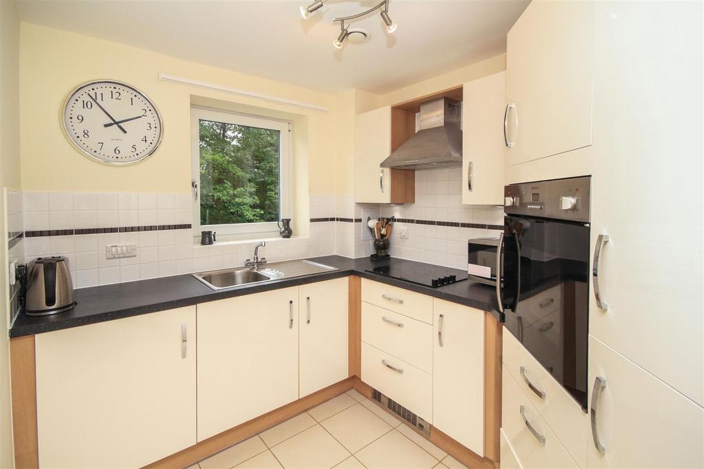 Kitchenpic2.jpg