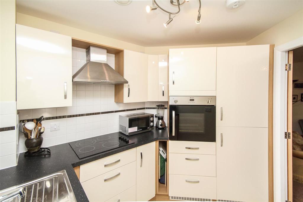 Kitchenpic1.jpg