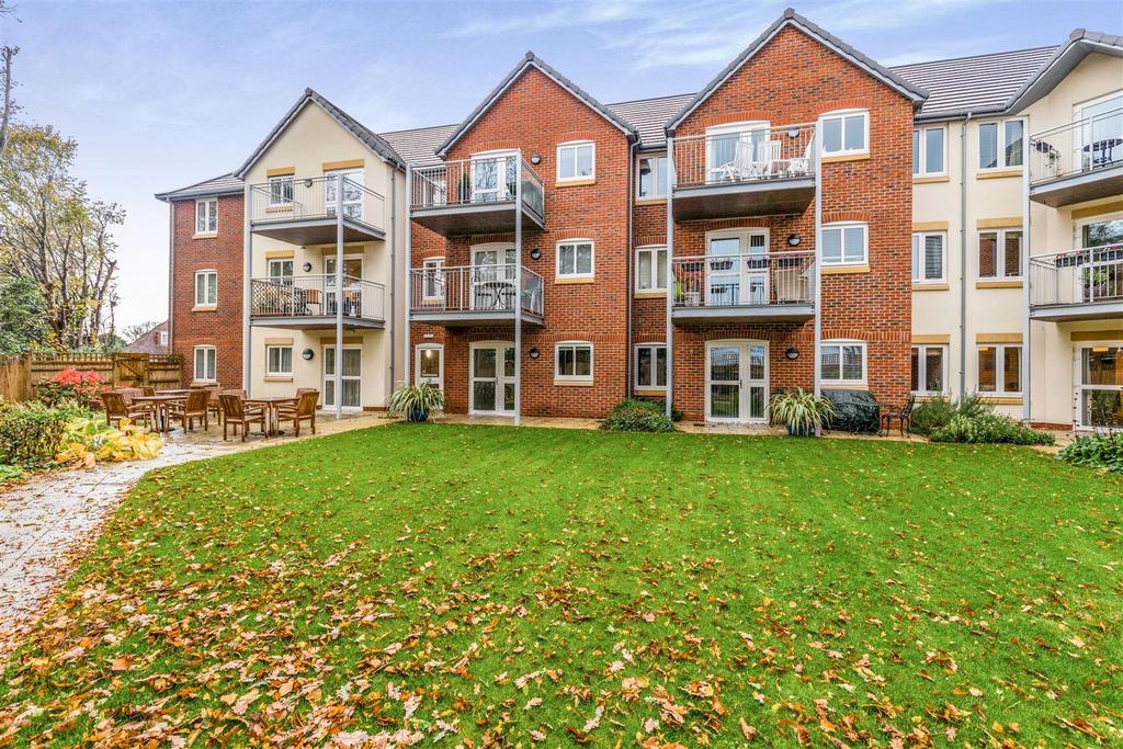 Limewood, Hayling Island, Hampshire... 2 bed apartment £275,000
