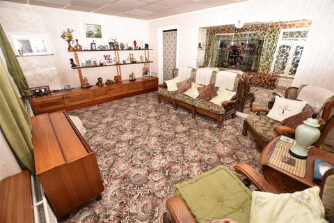 25 Borrowdale Road, Benfleet, SS7 3HD