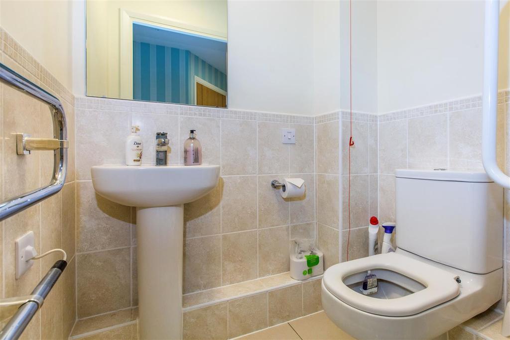 4190e1e5-7930-4b30-898f-f8bd621a7565.jpg