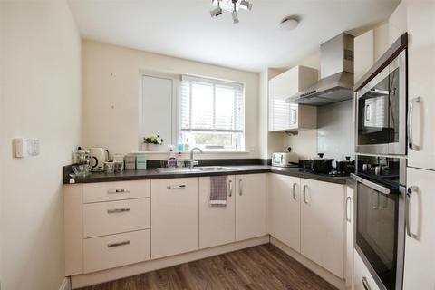 1 bedroom apartment for sale, Horizons, Churchfield Road, Poole