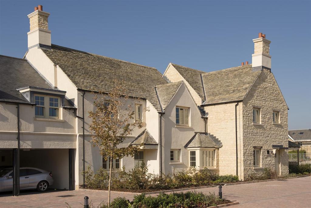 Lewsey Court. General view 3.jpg