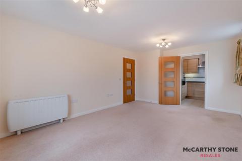 2 bedroom apartment for sale - Ryebeck Court, Eastgate, Pickering, YO18 7FA