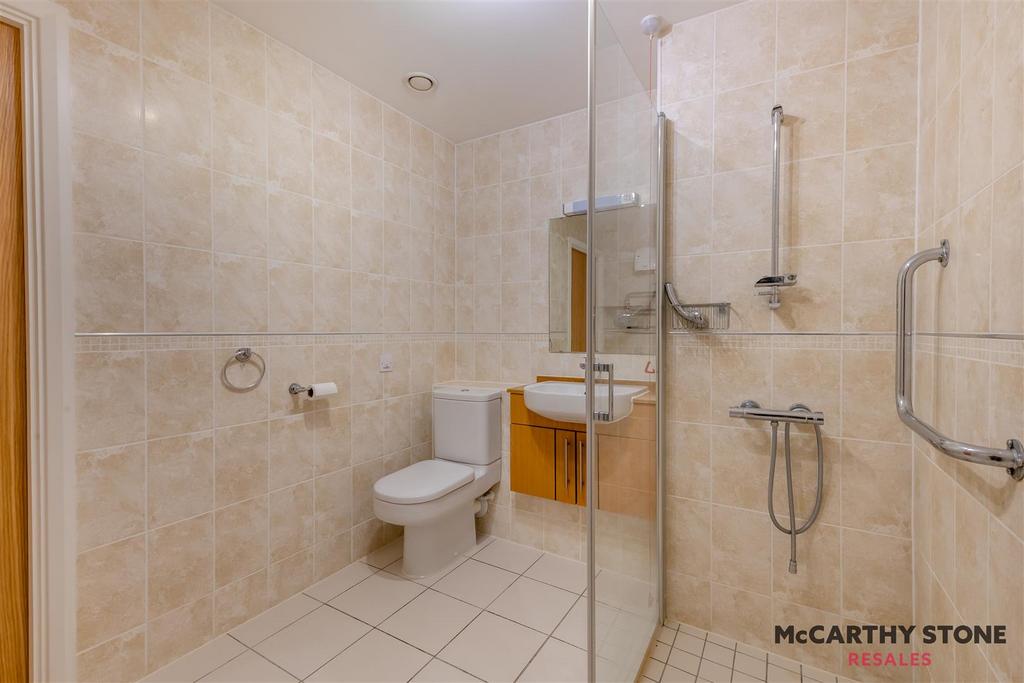 8587339-interior02.jpg