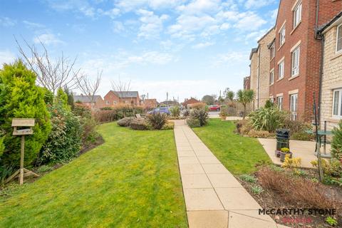 2 bedroom apartment for sale, Ryebeck Court, Eastgate, Pickering, YO18 7FA