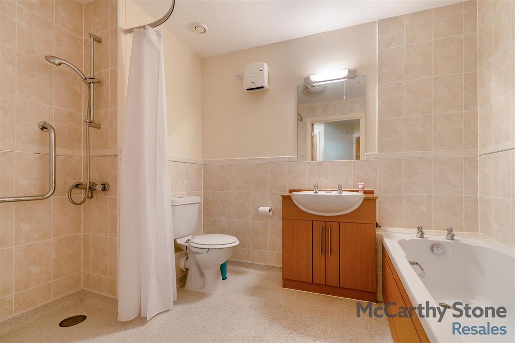 8640637-interior15.jpg