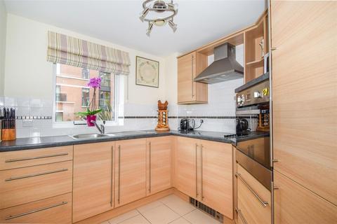 2 bedroom apartment for sale, Glenhills Court, Little Glen Road, Glen Parva, Leicester, LE2 9DH