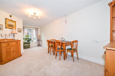 2 bedroom apartment for sale, Glenhills Court, Little Glen Road, Glen Parva, Leicester, LE2 9DH