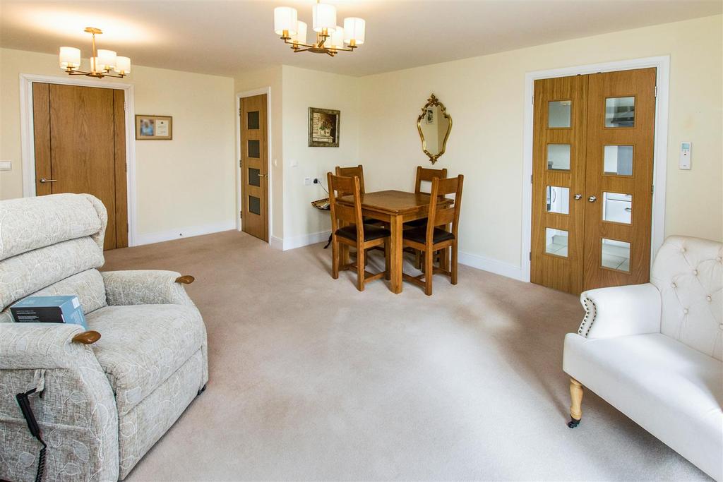 Living- dining room