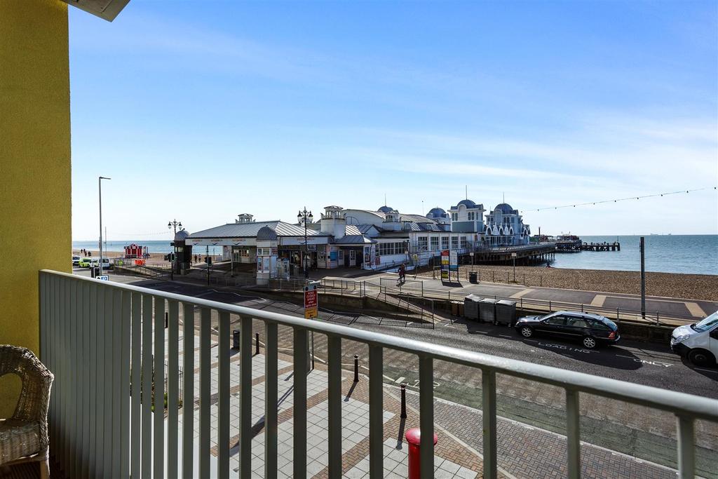Savoy House, South Parade, Southsea 2 bed apartment £469,000