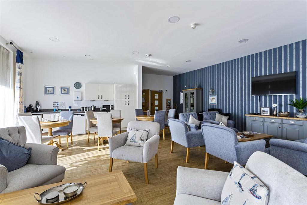 Savoy House - Homeowner Lounge.jpg