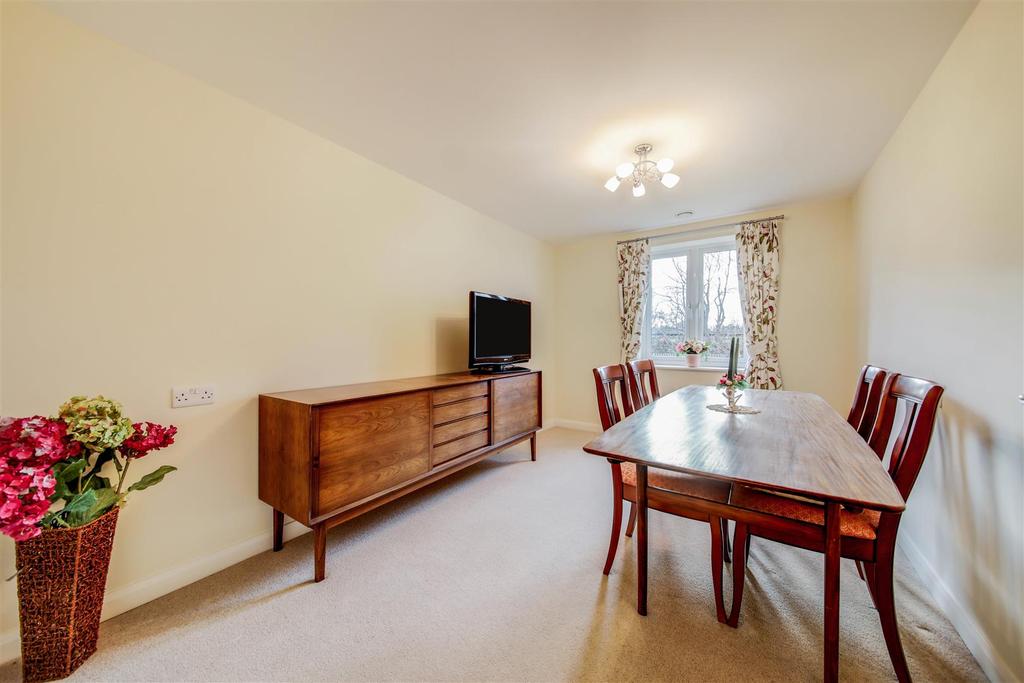 Bedroom 2.jpg