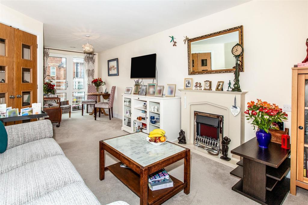 Lysander House, Josiah Drive, Ickenham, Uxbridge 1 bed apartment £295,000