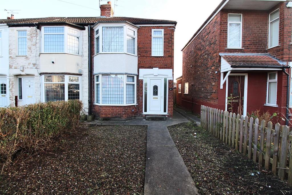 National Avenue, Hull 3 bed end of terrace house £625 pcm (£144 pw)