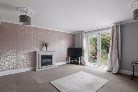 3 Boling Brook, St Albans, AL4 9NP