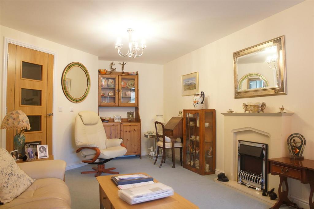 Living Room.JPG