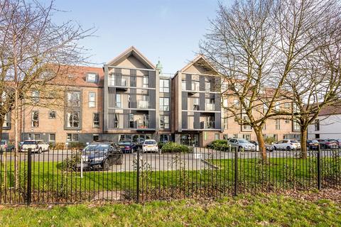 1 bedroom apartment for sale - The Clock House, London Road, Guildford, Surrey, GU1 1FF
