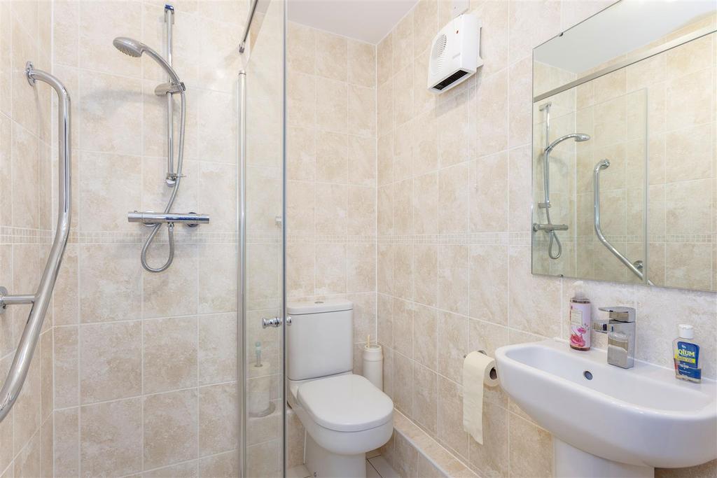 Ensuite showeroom.jpg