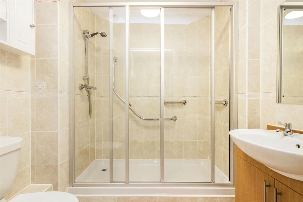 Shower Room.jpg