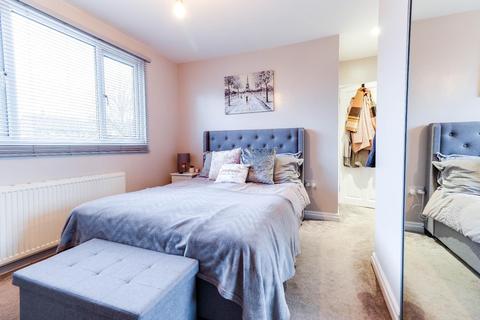 11 Broadgate Drive, Horsforth, Leeds, LS18 5QB