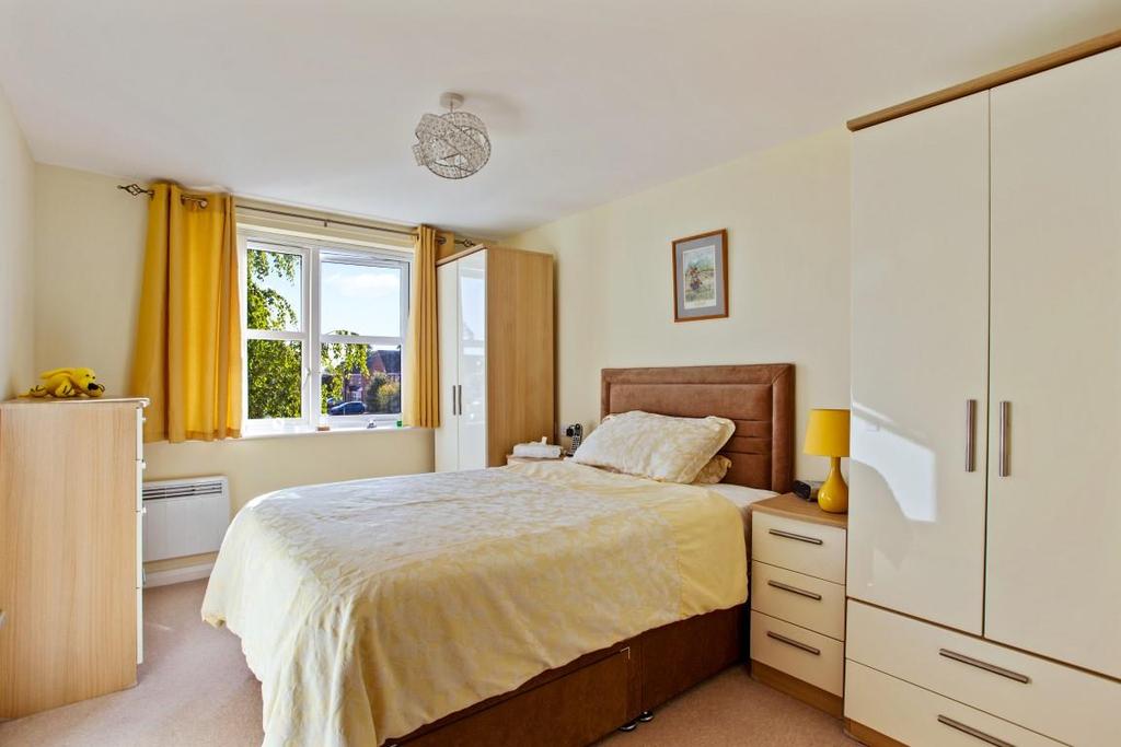 Bedroom 2.jpg