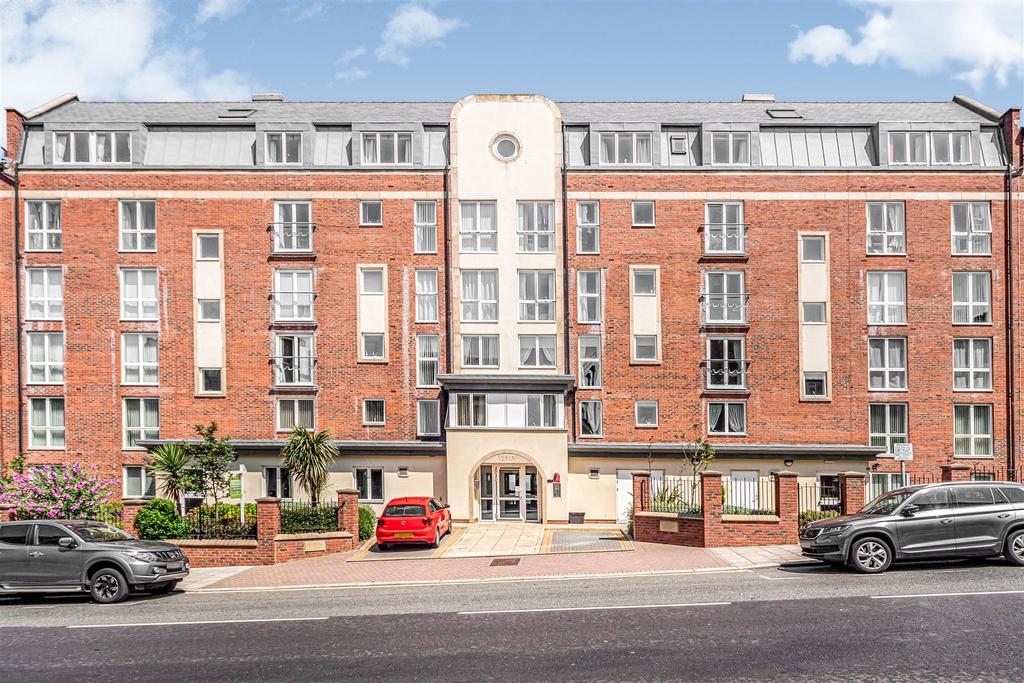 North Bay Court, 119 North Marine Road, Scarborough, YO12 7JD 1 bed