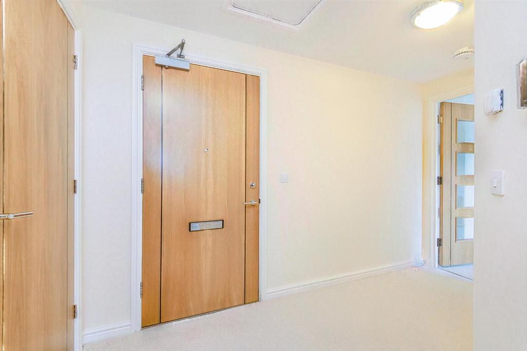 Entrance Hallway.jpg