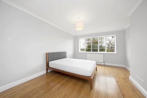 undefined, St Aubyns Court, SW19