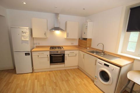 2 bedroom terraced house to rent, Victoria Row, Canterbury