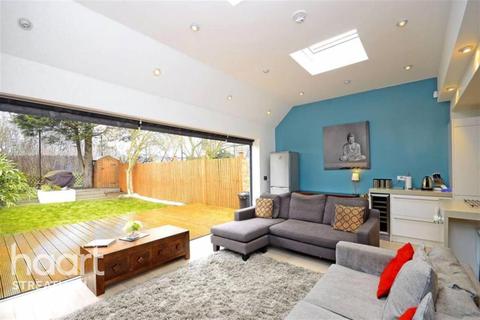 4 bedroom terraced house to rent - Broadwater Road, SW17