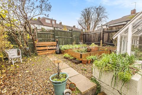 15 Aldermoor Road, London, SE6 4DL