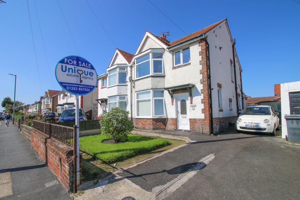 St. Avenue, ThorntonCleveleys, Lancashire, FY5 3JN 1 bed flat