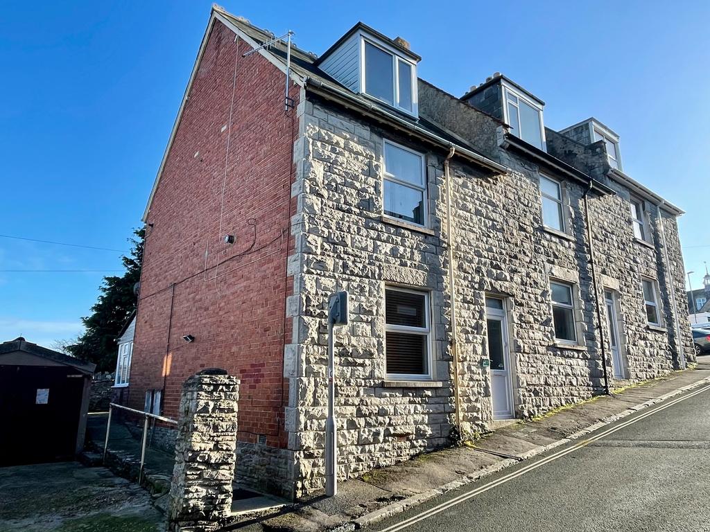 QUEENS ROAD, SWANAGE 1 bed flat £135,000