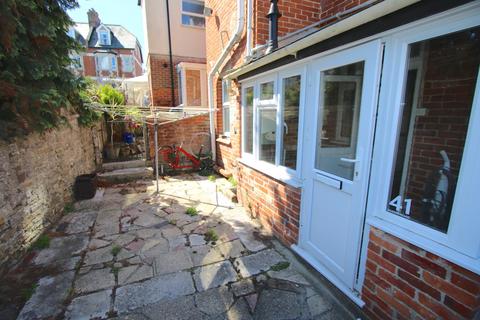 41 Queens Road, Swanage, BH19 2EQ