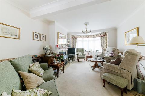10 Harvey Road, Whitton, Hounslow, TW4 5LU
