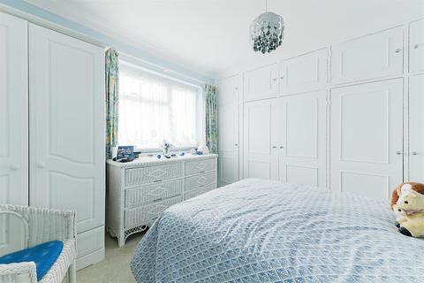 10 Harvey Road, Whitton, Hounslow, TW4 5LU