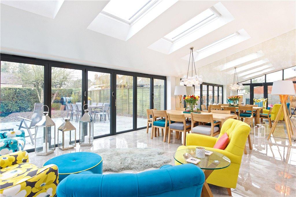 Sitting/Family Room