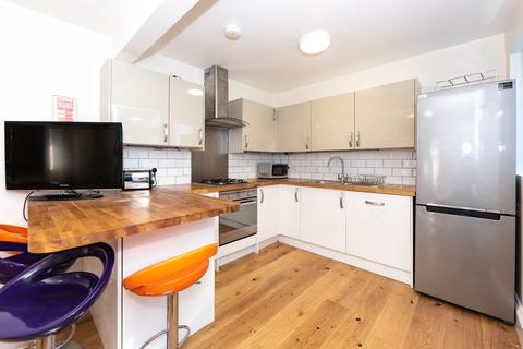 5 bedroom terraced house to rent - Stanmer Park Road, Brighton, BN1